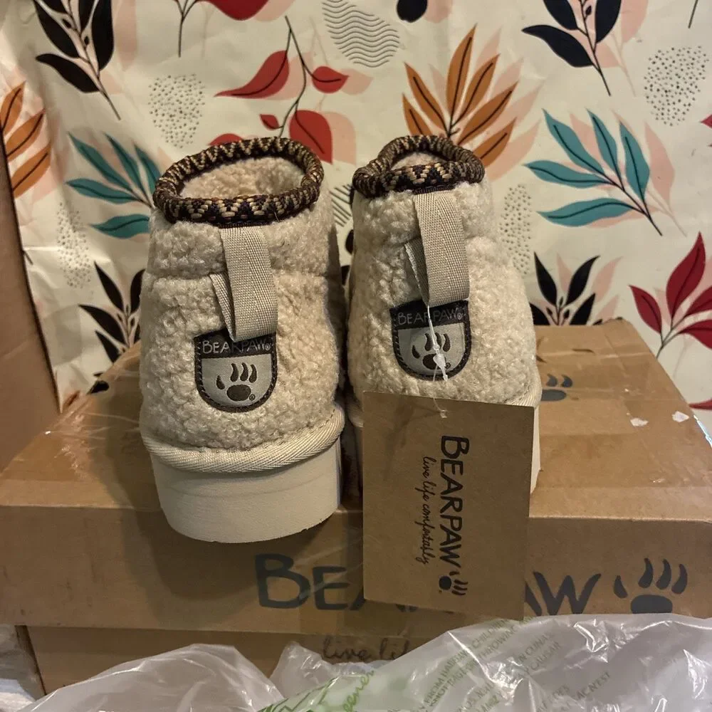BearPaw snuggle daphne